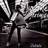 Justine Jeremie - Distraite