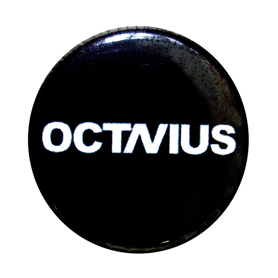 Octavius - Button