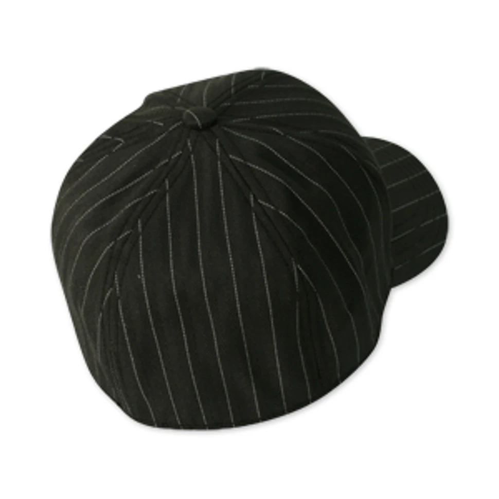 adidas - Pinstripe cap