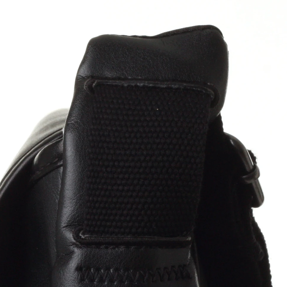 adidas - 3 Stripe Messenger Bag