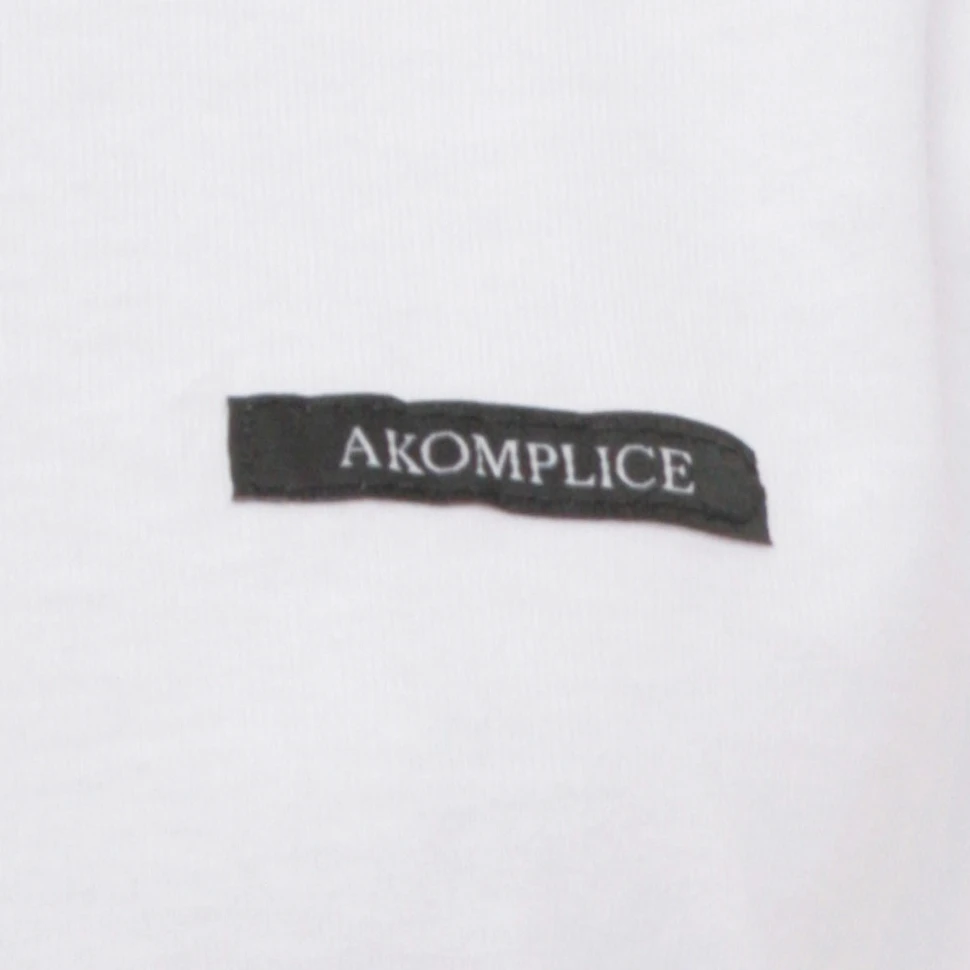 Akomplice - Invisible Liberty T-Shirt