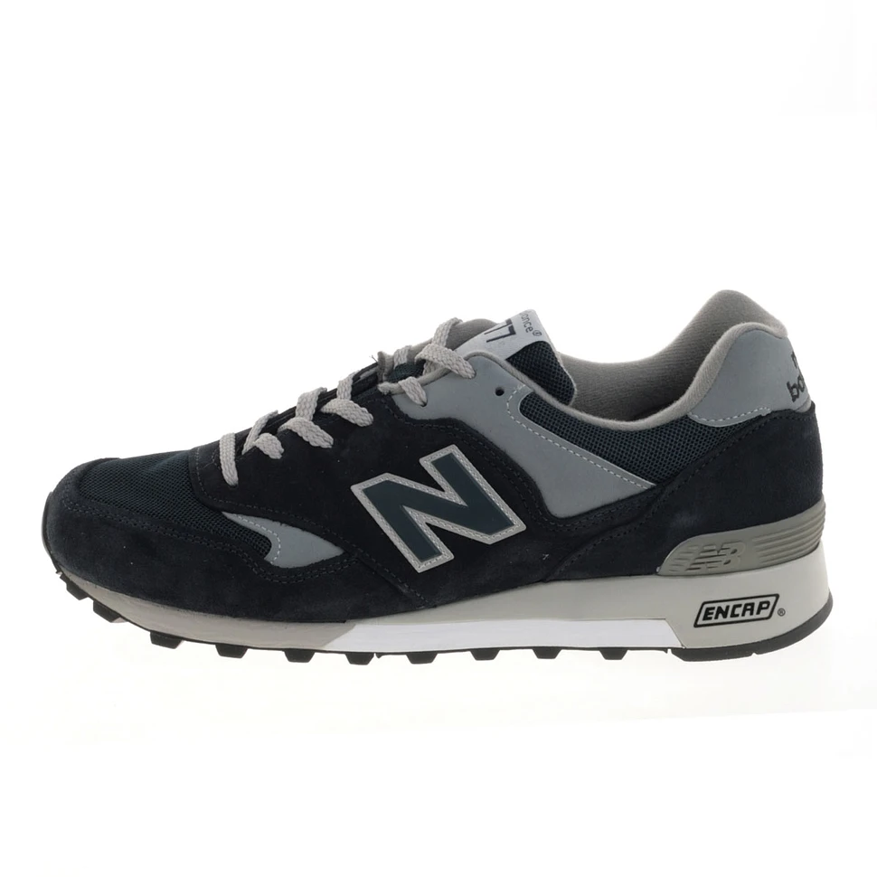 New Balance - M577