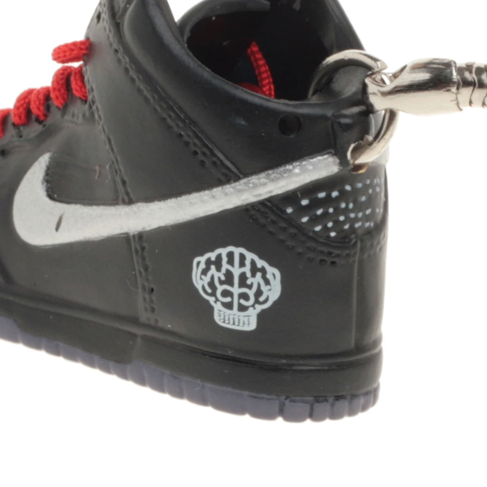 Sneaker Chain - Nike Dunk High N.E.R.D.