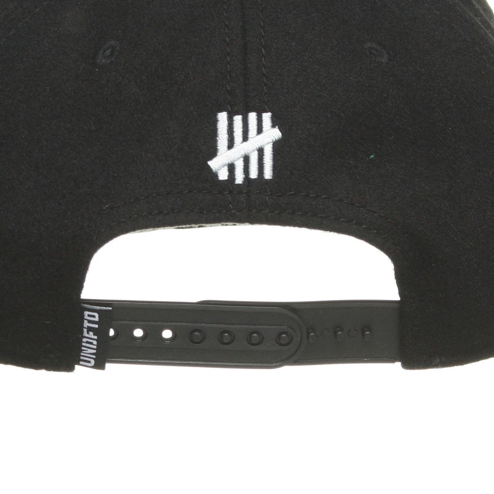 Undefeated - Classic Two Tone U Cap