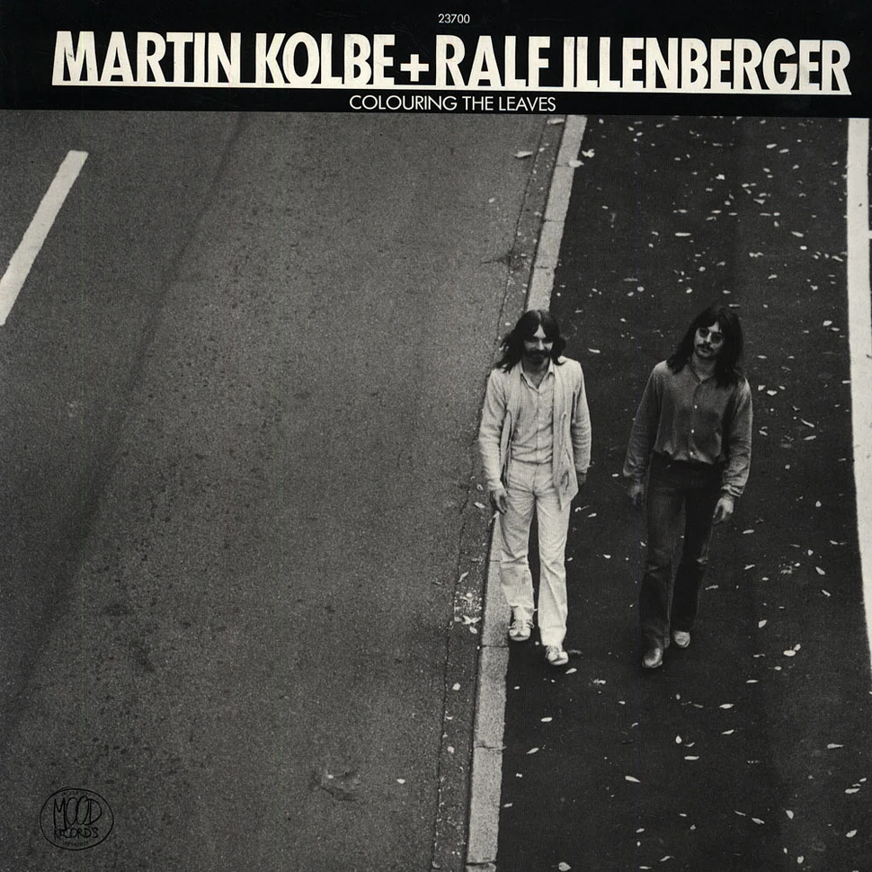 Martin Kolbe + Ralf Illenberger - Colouring The Leaves