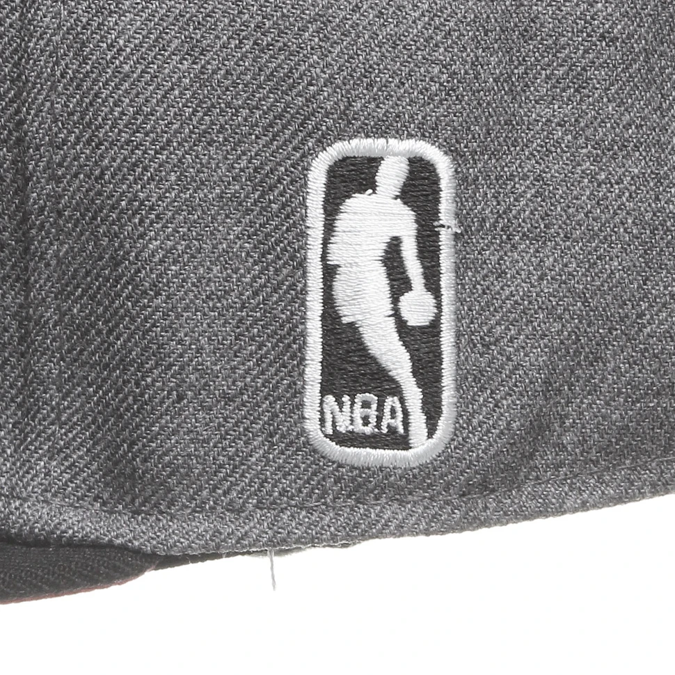 Mitchell & Ness - Miami Heat NBA Arch W/Logo G2 Snapback Cap