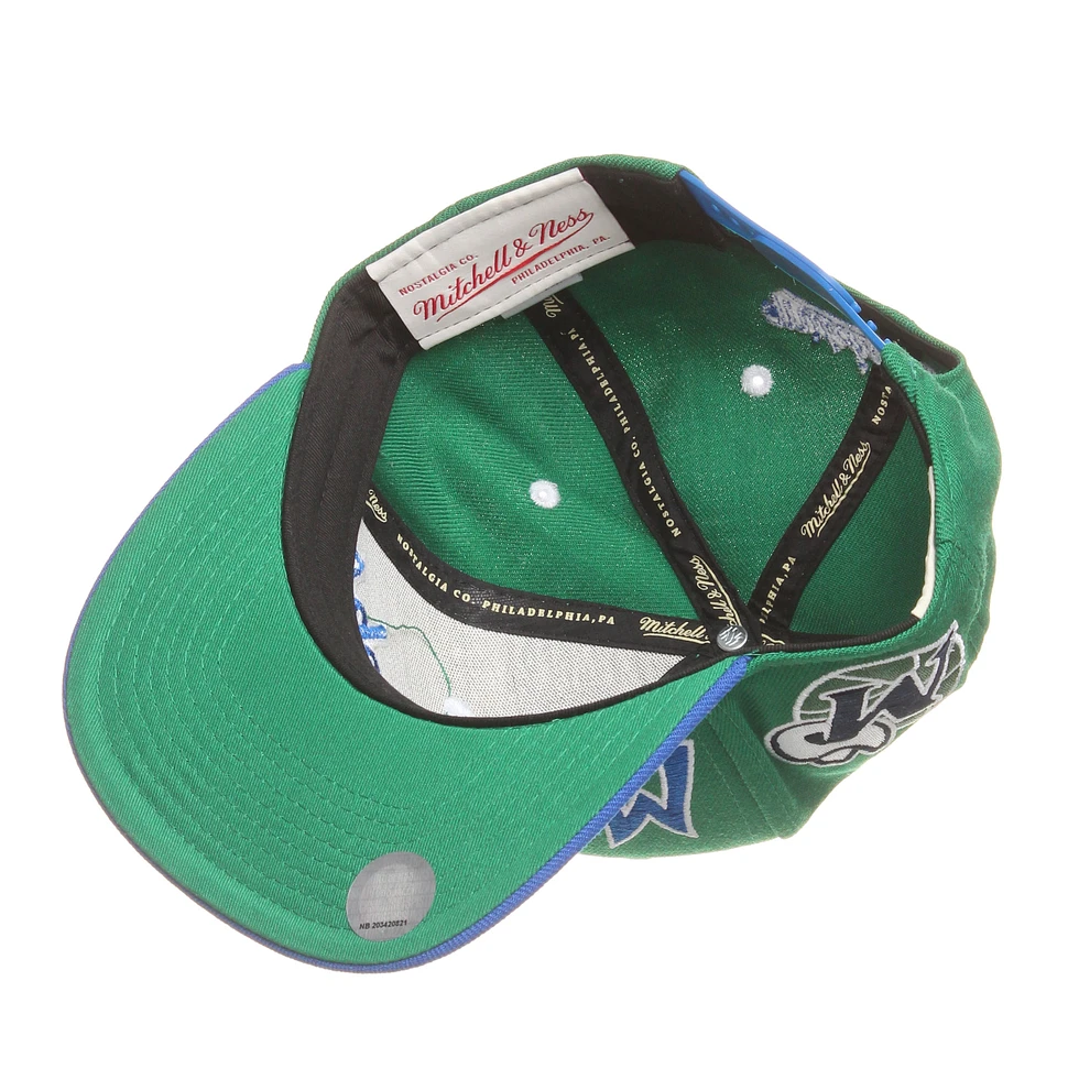 Mitchell & Ness - Dallas Mavericks NBA 2 Tone Script Snapback Cap