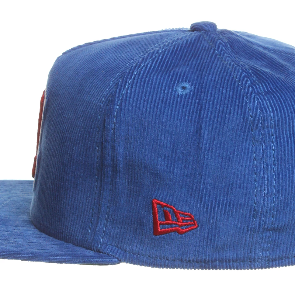 New Era - Atlanta Braves Corduroy Basic Snapback Cap