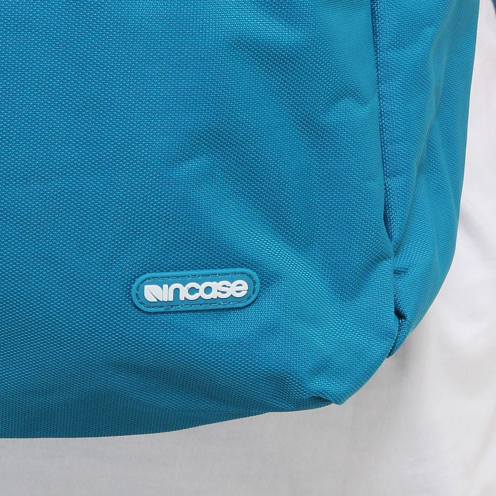 Incase - Nylon Campus Pack