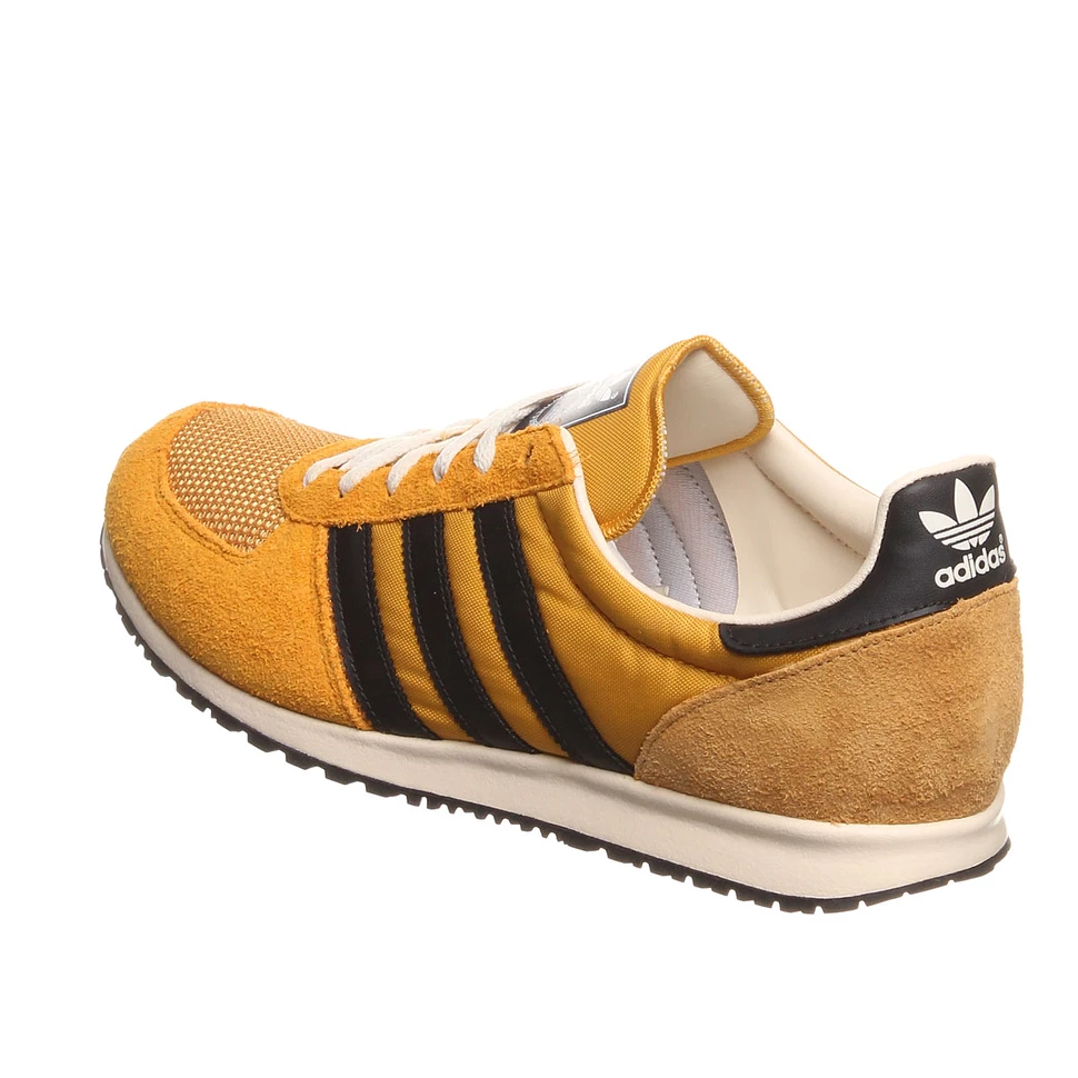 adidas - Adistar Racer