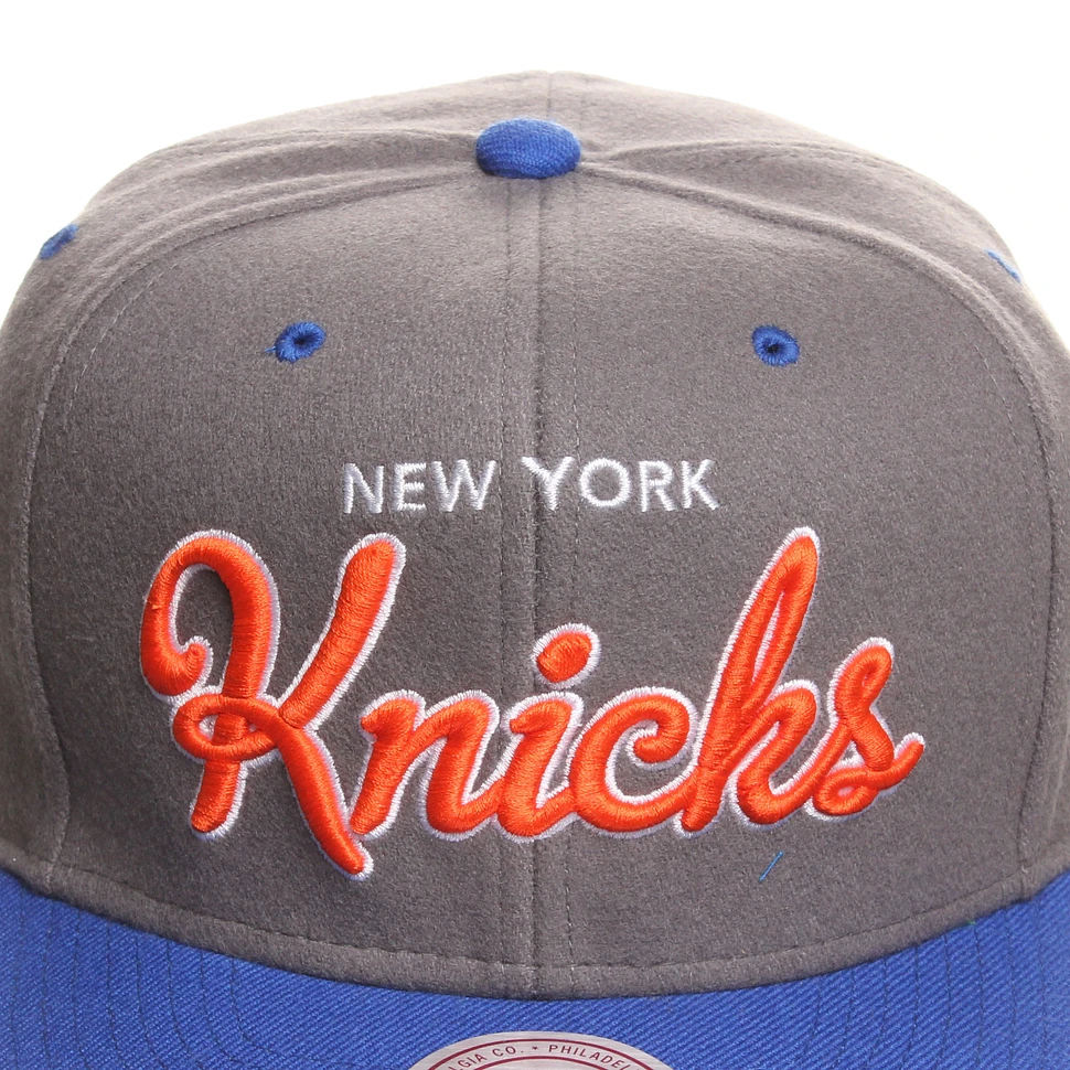 Mitchell & Ness - NY Knicks NBA Melton Script Snapback Cap