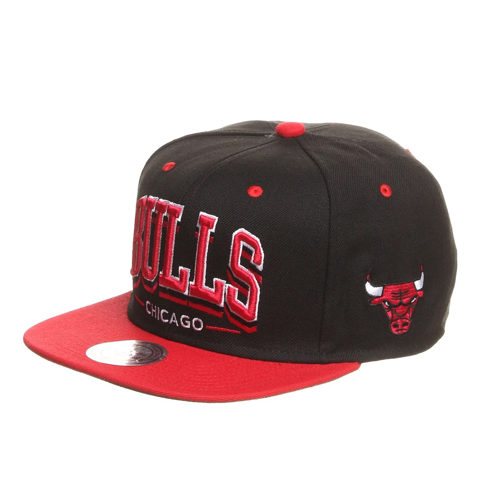 Mitchell & Ness - Chicago Bulls NBA Triple Arch Snapnack Cap