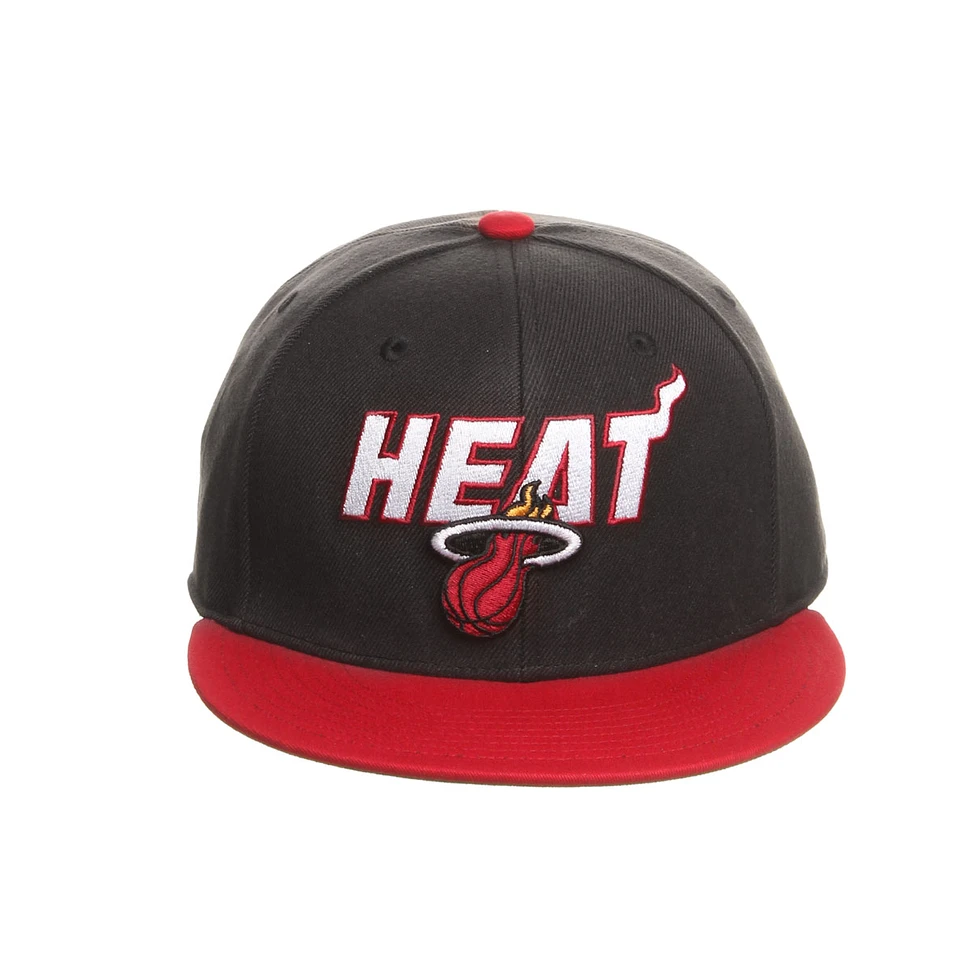 adidas - Miami Heat Wool Snapback Cap