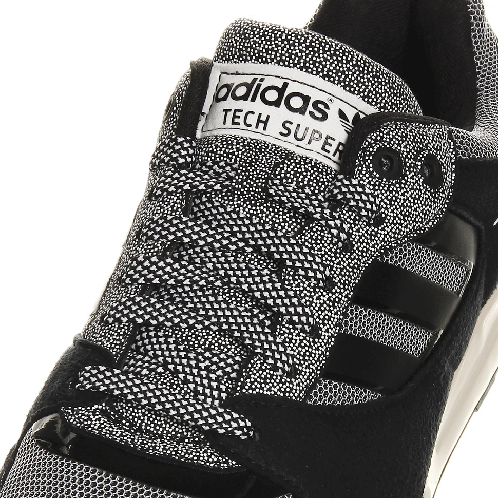 adidas - Tech Super