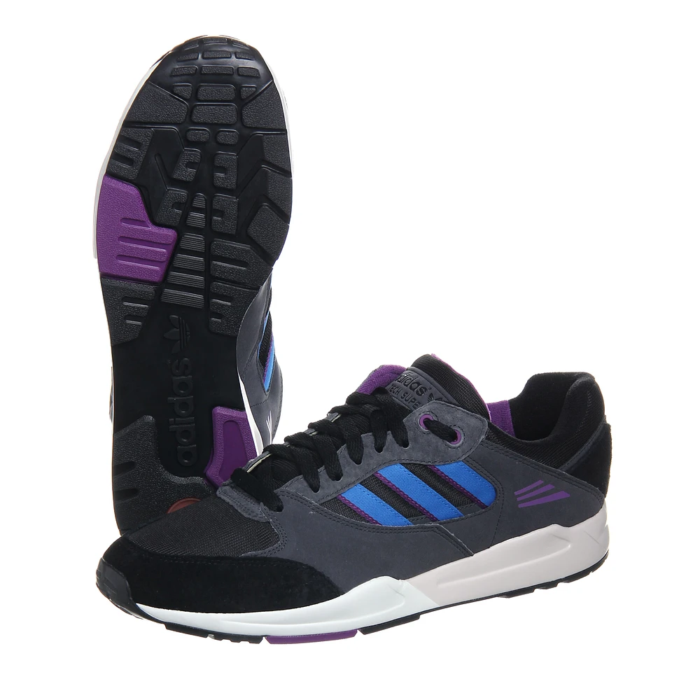 adidas - Tech Super