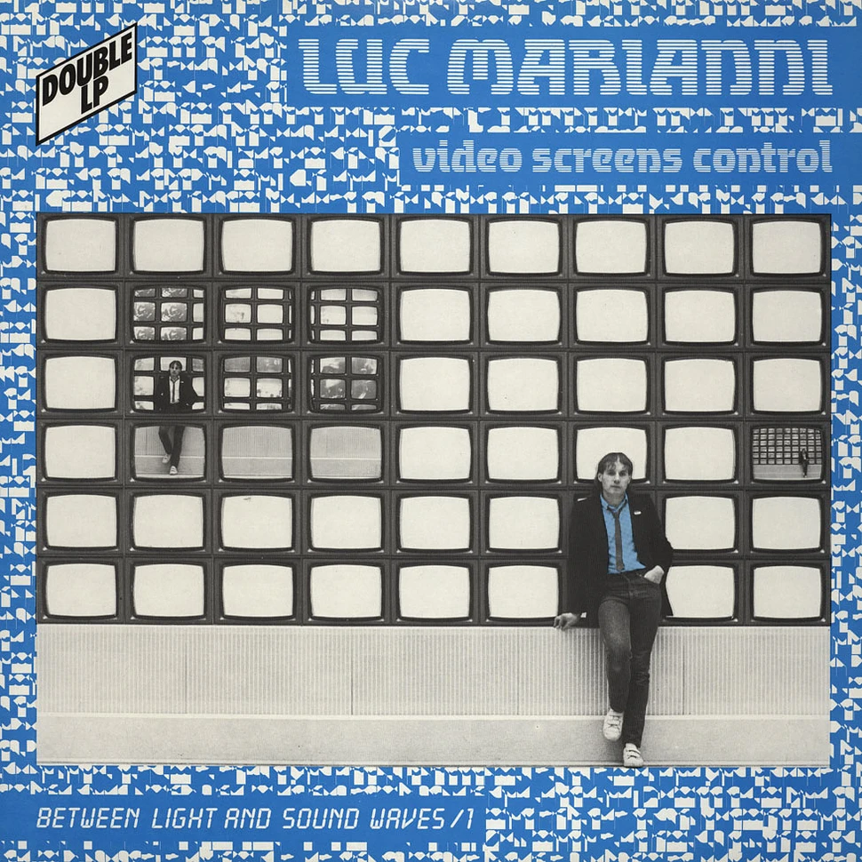Luc Marianni - Video Screens Control / Between Light Sound Waves 1