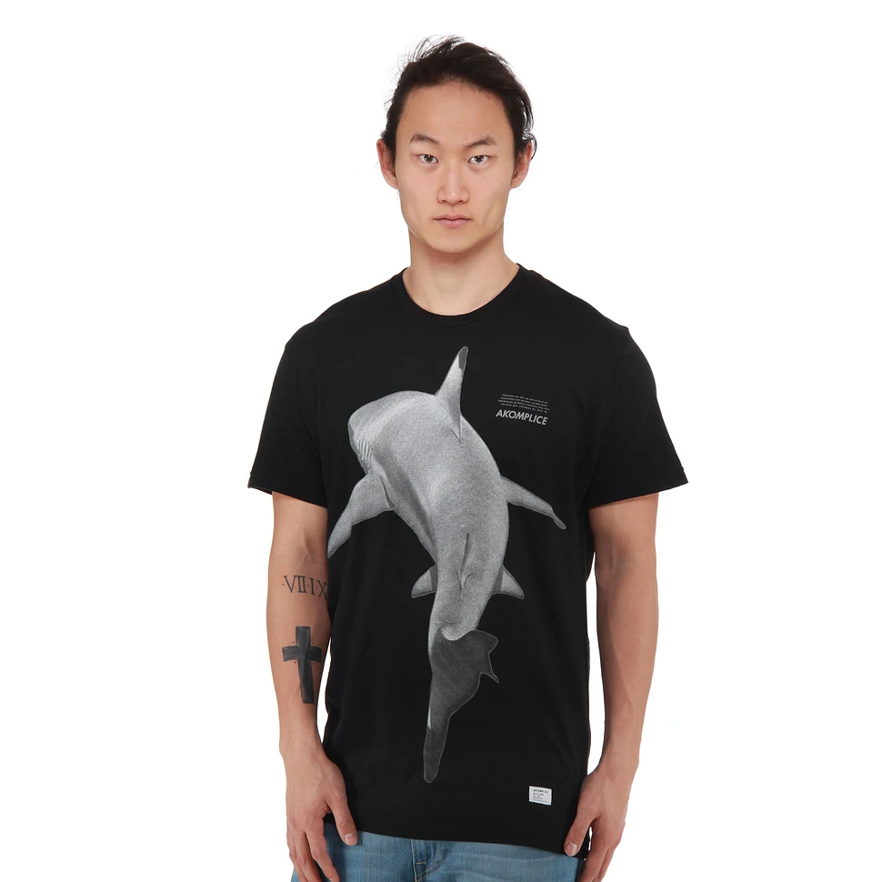 Akomplice - Killer Shark T-Shirt
