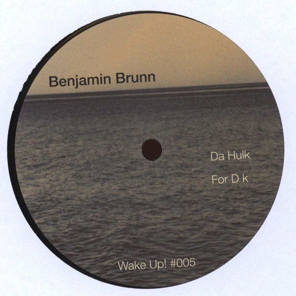 Move D / Benjamin Brunn - East to West