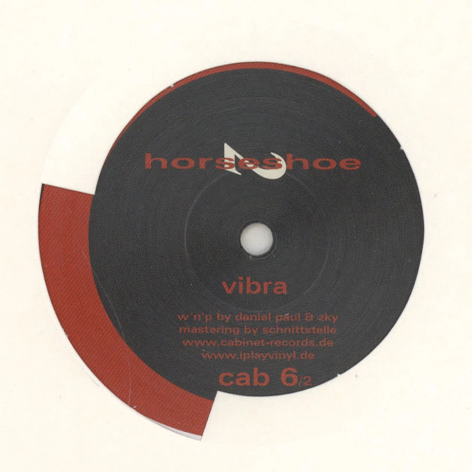 Horseshoe 2 - Vibra & Collage