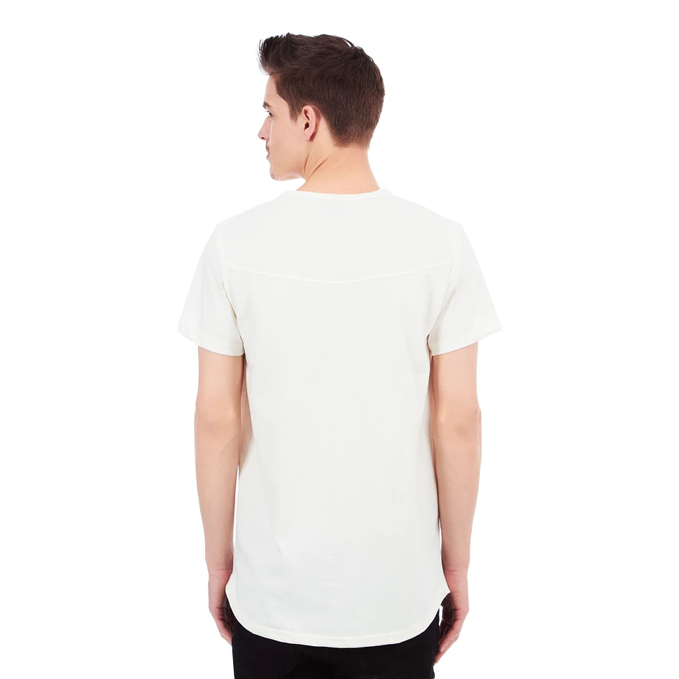 Akomplice - Magnolia T-Shirt