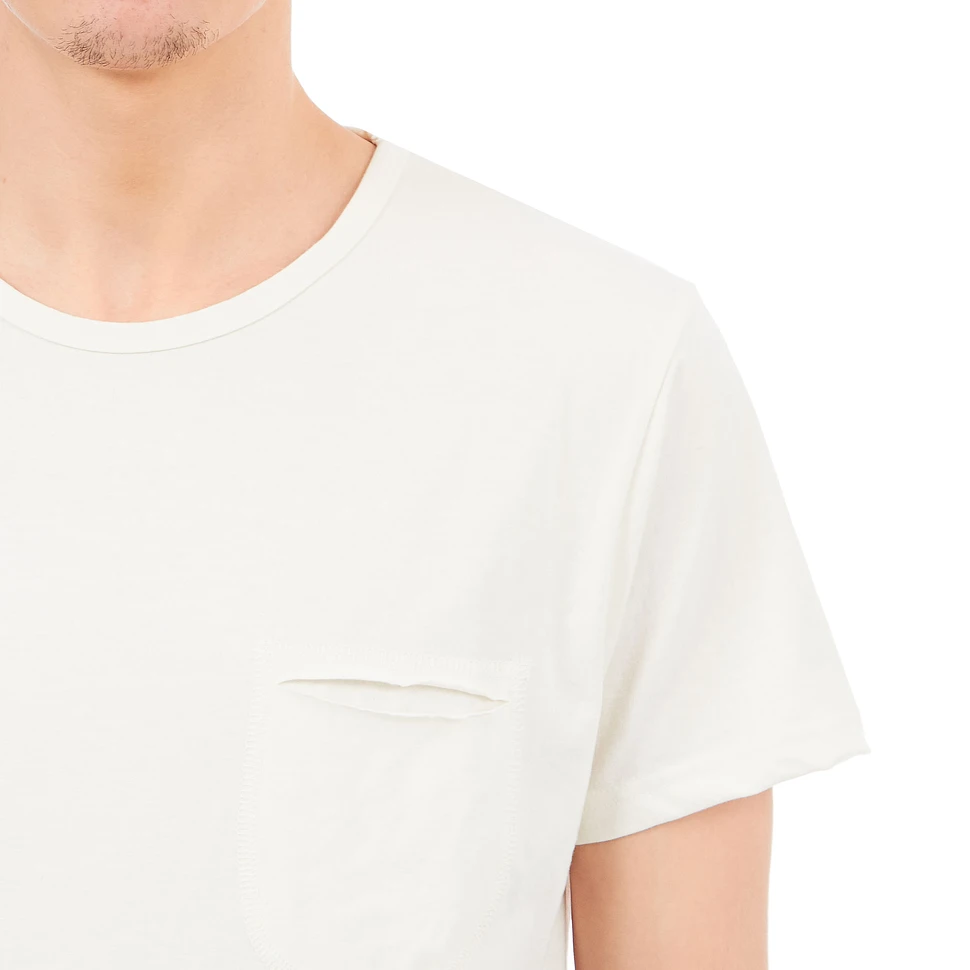Akomplice - Magnolia T-Shirt