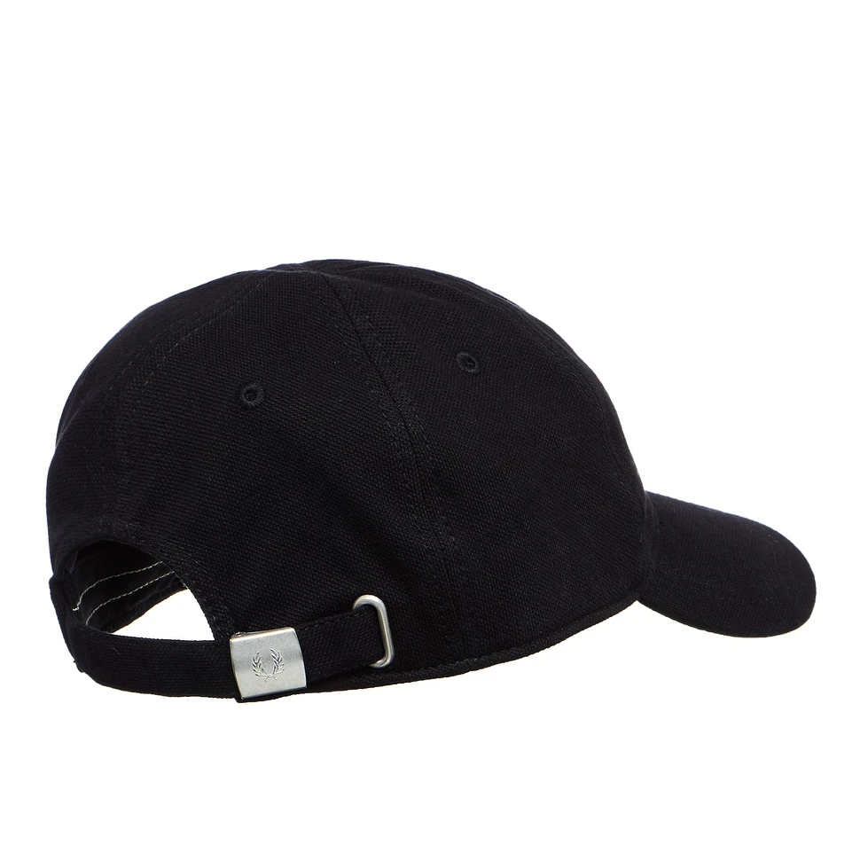 Fred Perry - Pique Classic Strapback Cap