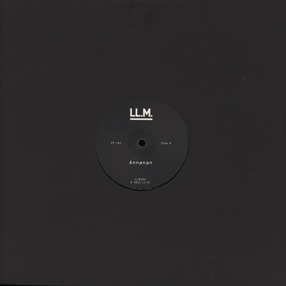 Annanan / Space Afrika - LL.M. 002