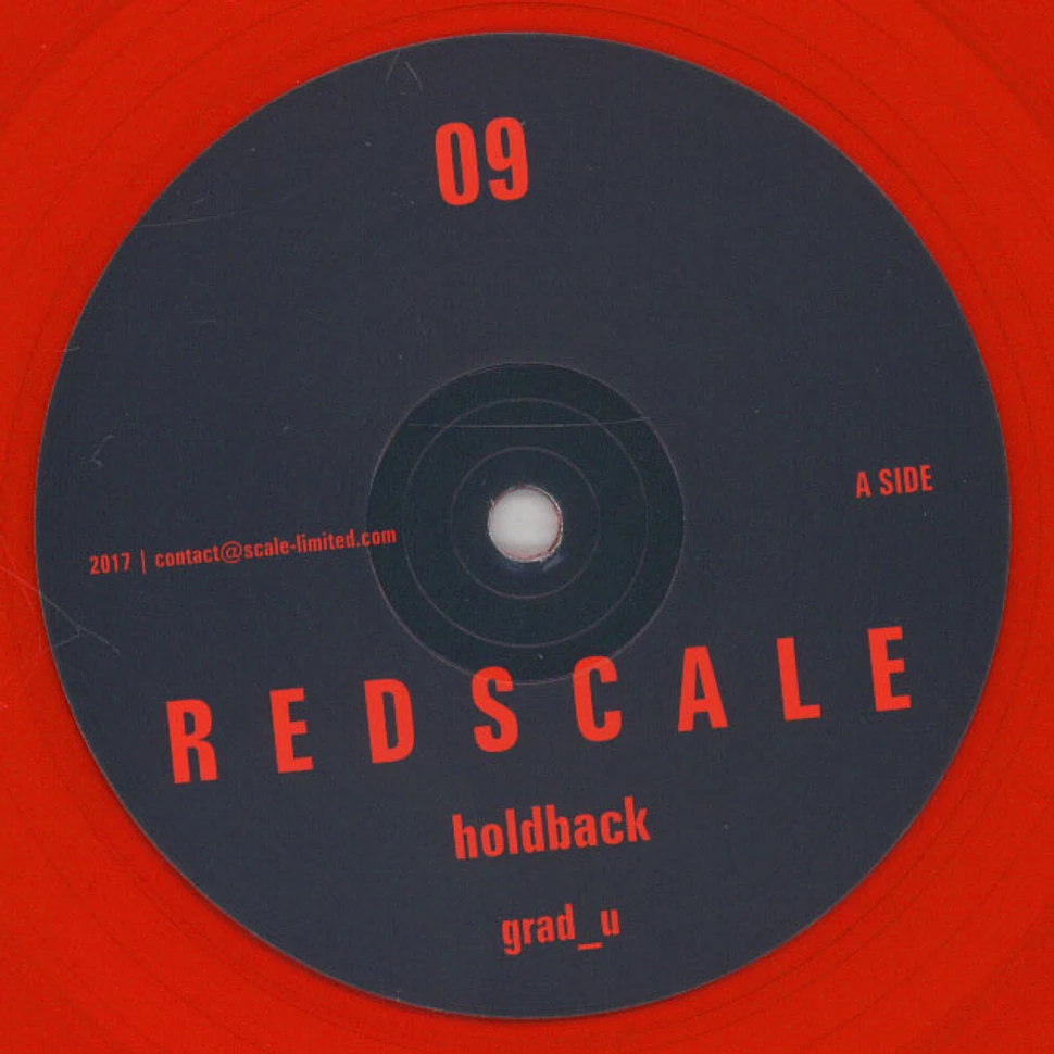 Grad_U - Redscale 09