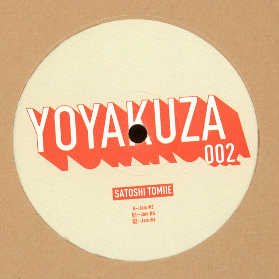 Satoshi Tomiie - Yoyakuza 002