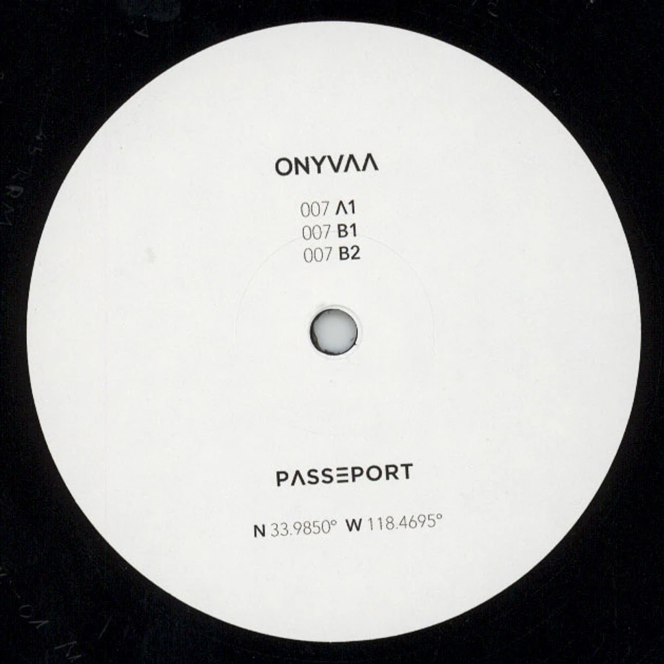 Onyvaa - Passeport 007