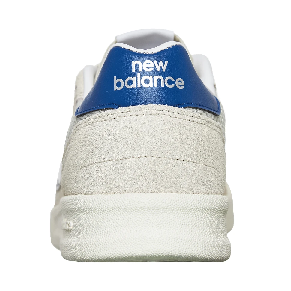 New Balance - CRT300 E2