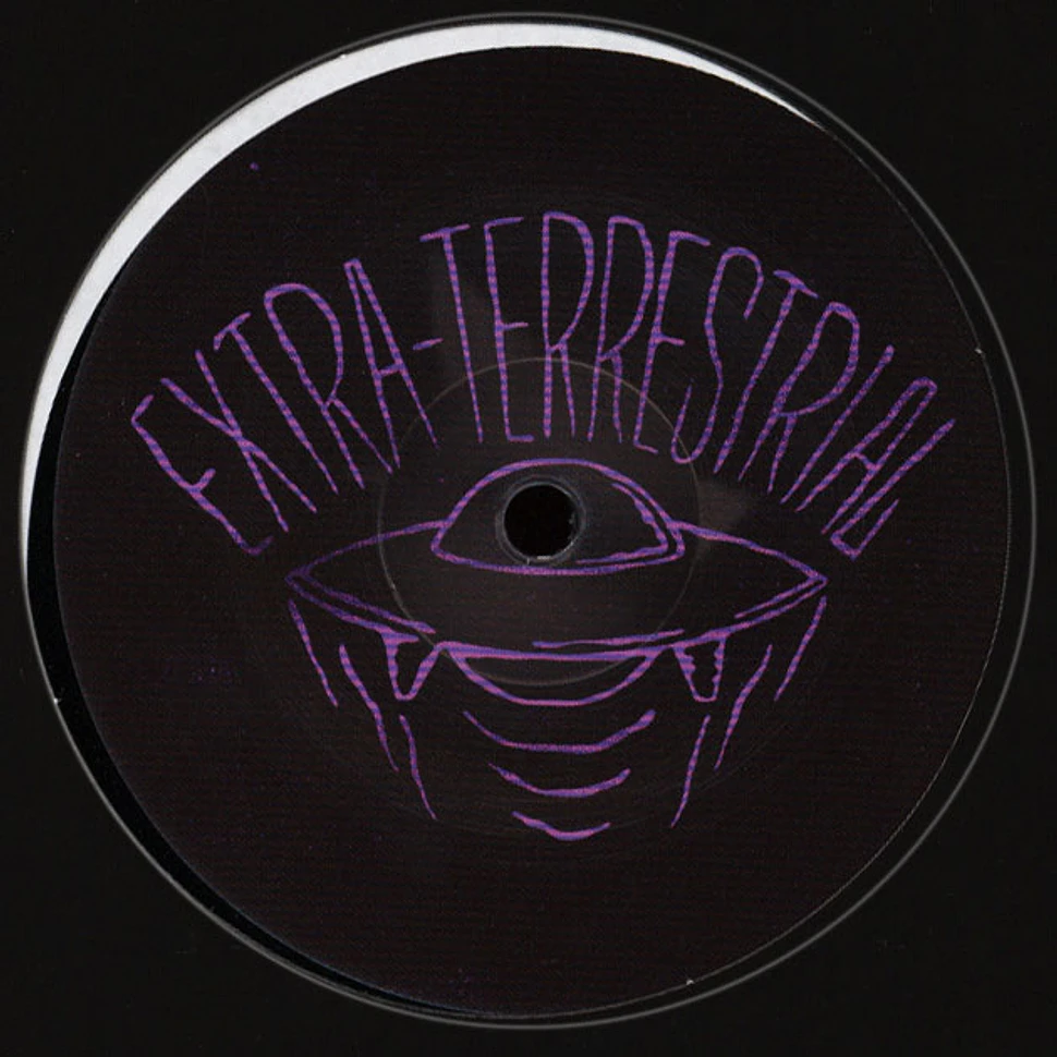 Extra Terrestrial - Passive Aggressive Oli Silva & Desert Sound Colony Remixes