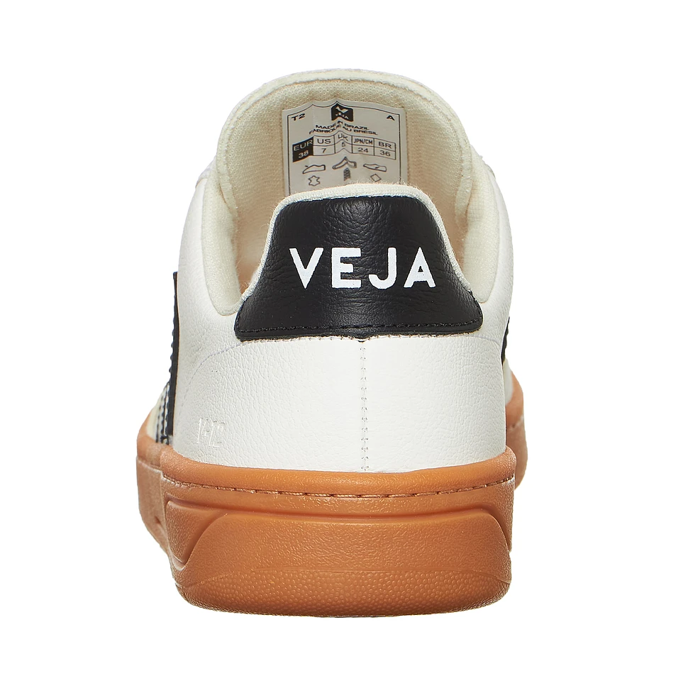 Veja - V-12 WMN