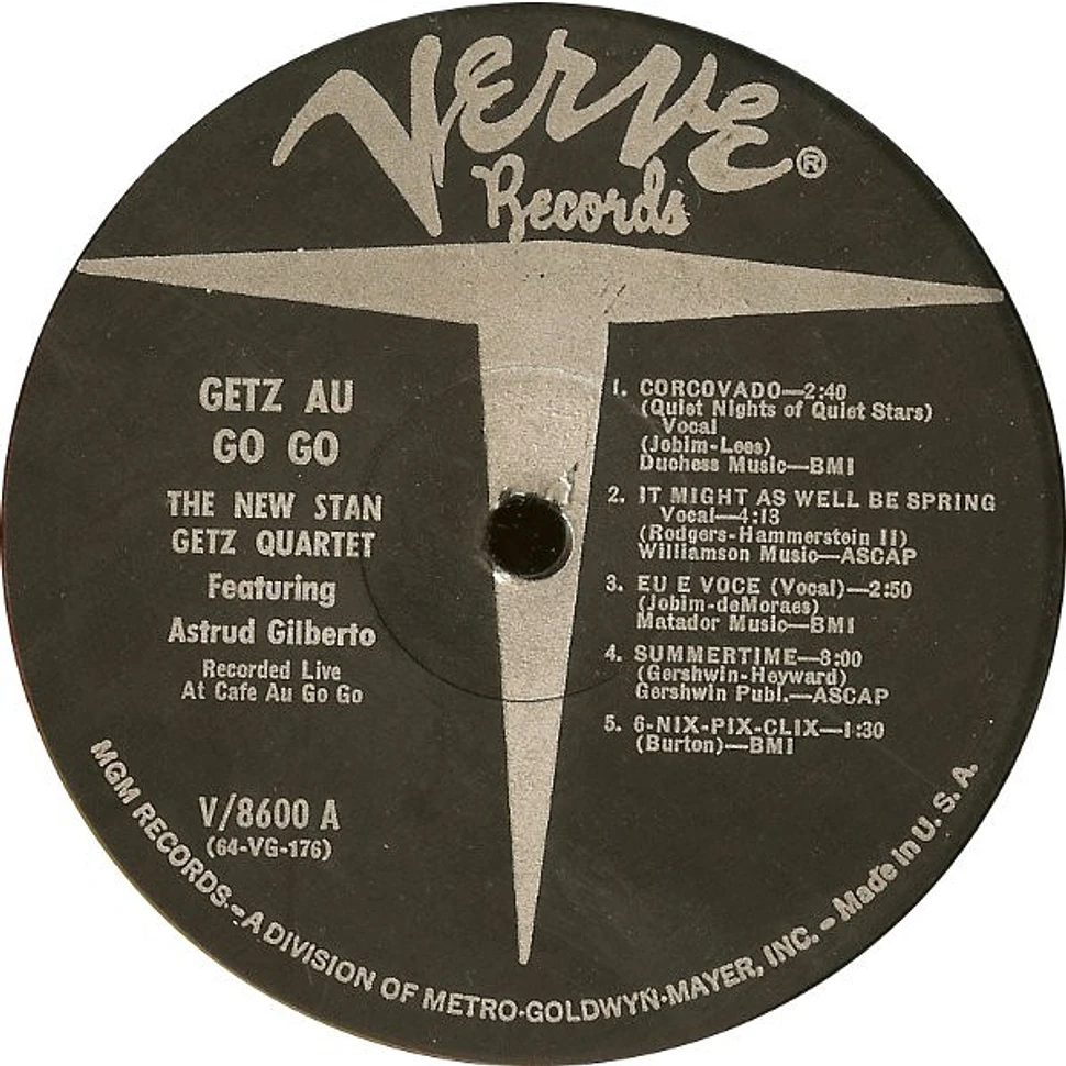 The New Stan Getz Quartet Featuring Astrud Gilberto - Getz Au Go Go