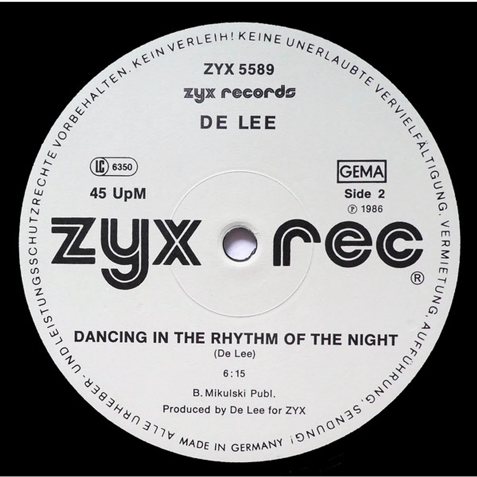 De Lee - Dancing In The Rhythm Of The Night