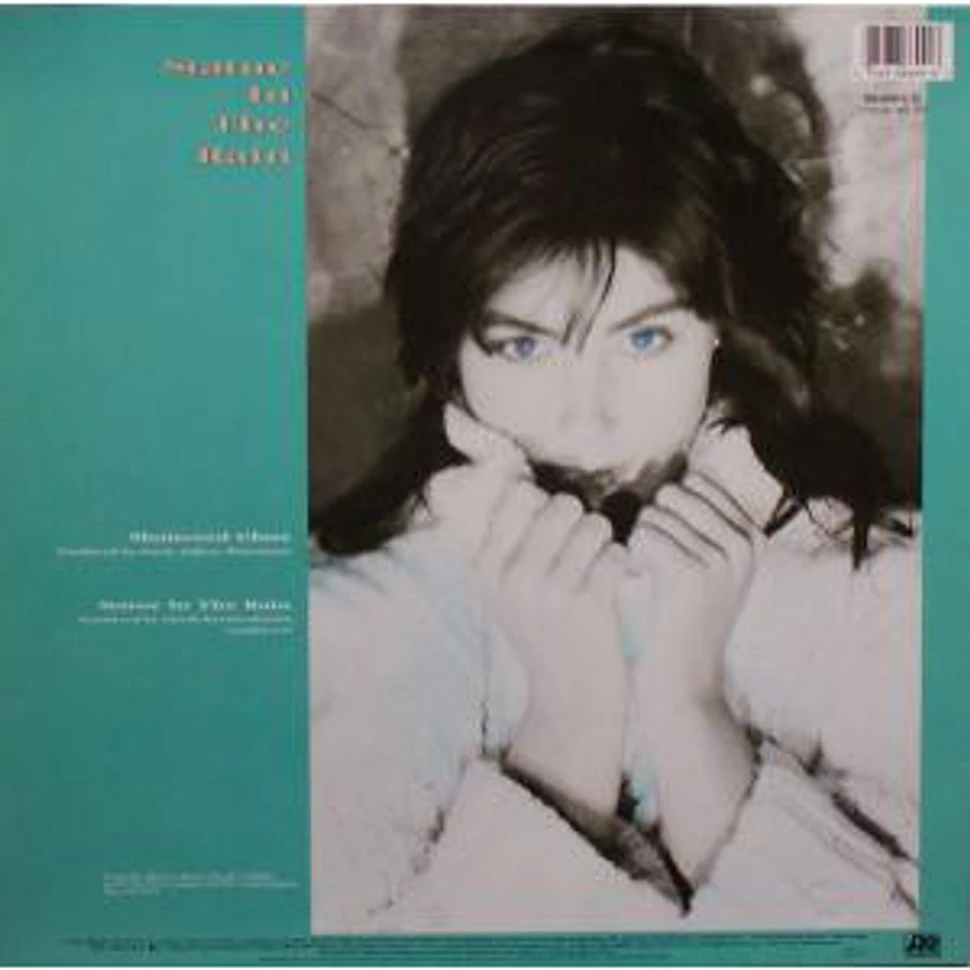 Laura Branigan - Shattered Glass / Statue In The Rain