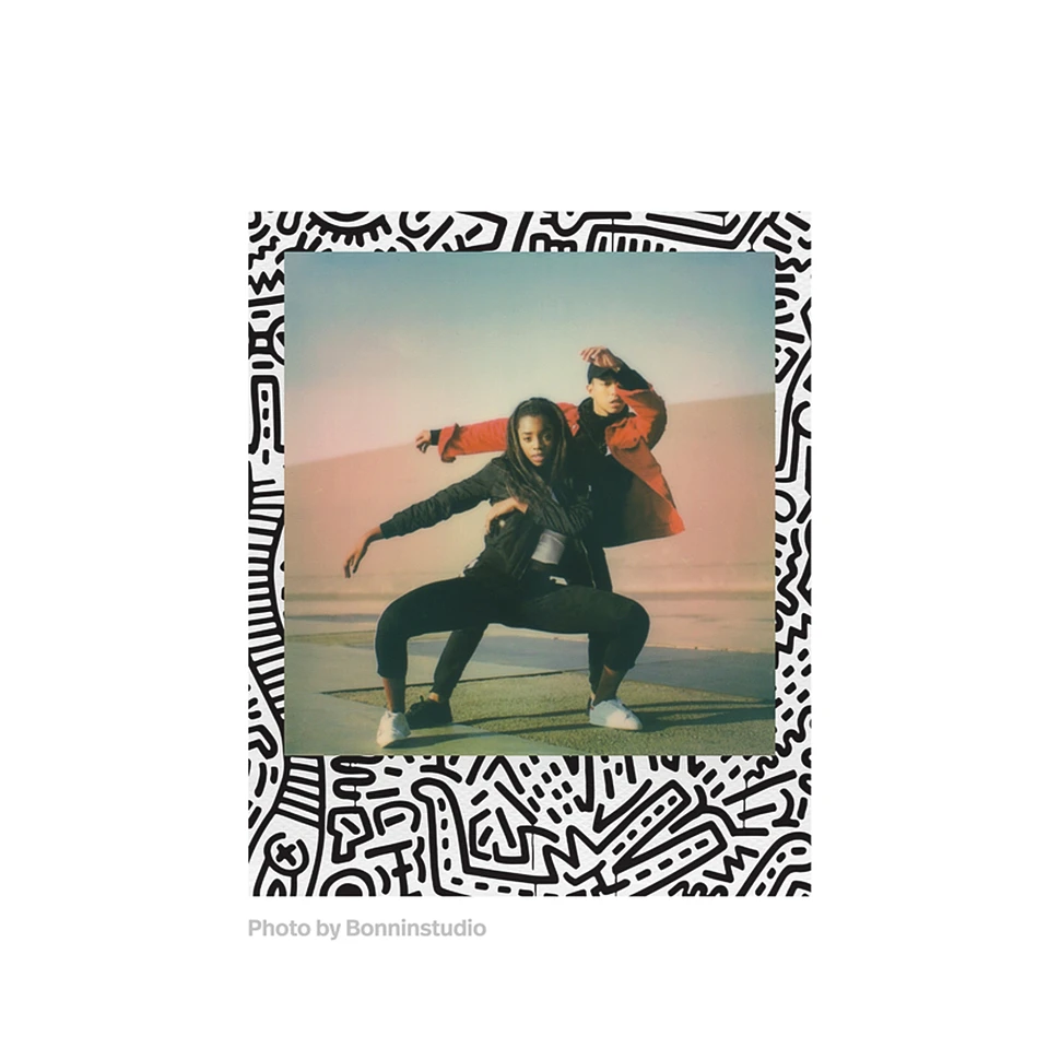 Polaroid x Keith Haring - Color Film for i-Type 2021