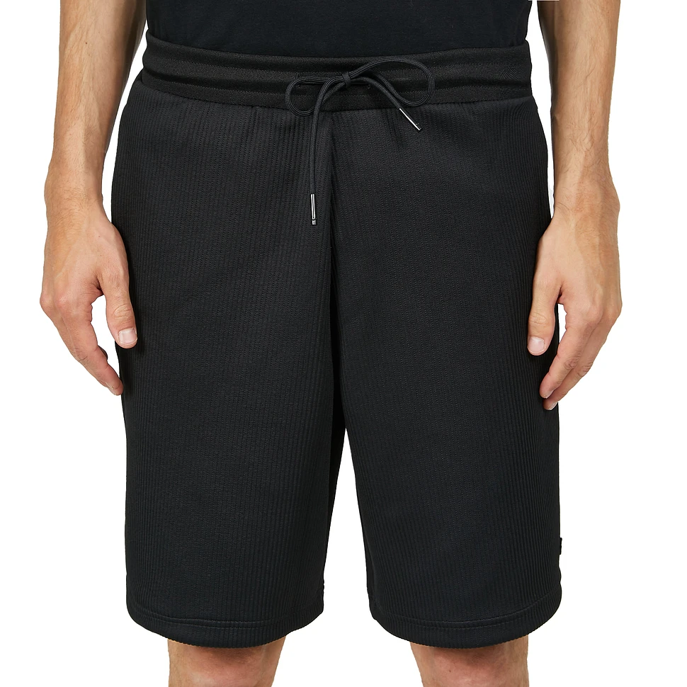 adidas - Adicolor Trefoil Plisse Shorts