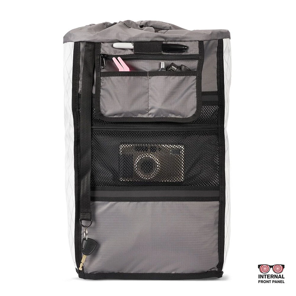 Chrome Industries - Tensile Trail Hydro Pack