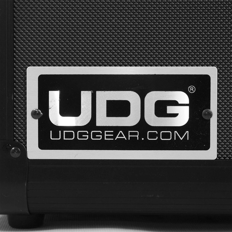UDG - Ultimate Pick Foam Flight Case Multi Format L
