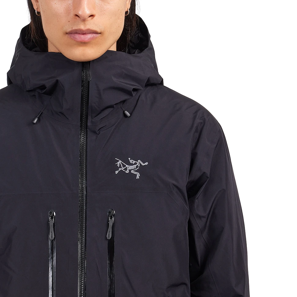 Arc'teryx - Beta Down Insulated Jacket (Black) | HHV
