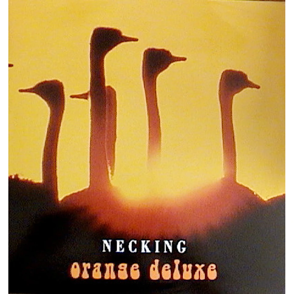 Orange Deluxe - Necking