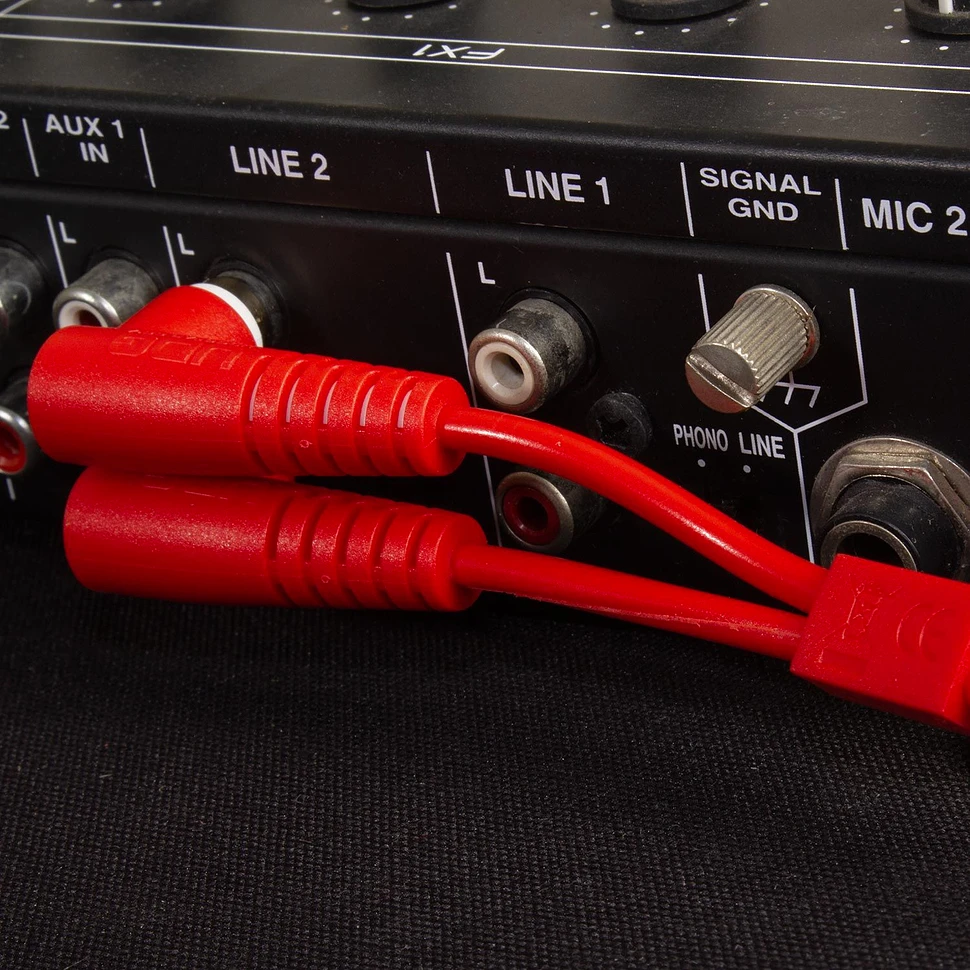 UDG - Ultimate Audio Cable Set RCA Straight-RCA Angled Red 3m