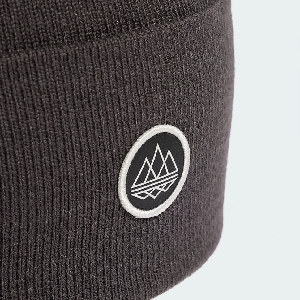 Adidas hot sale spezial beanie