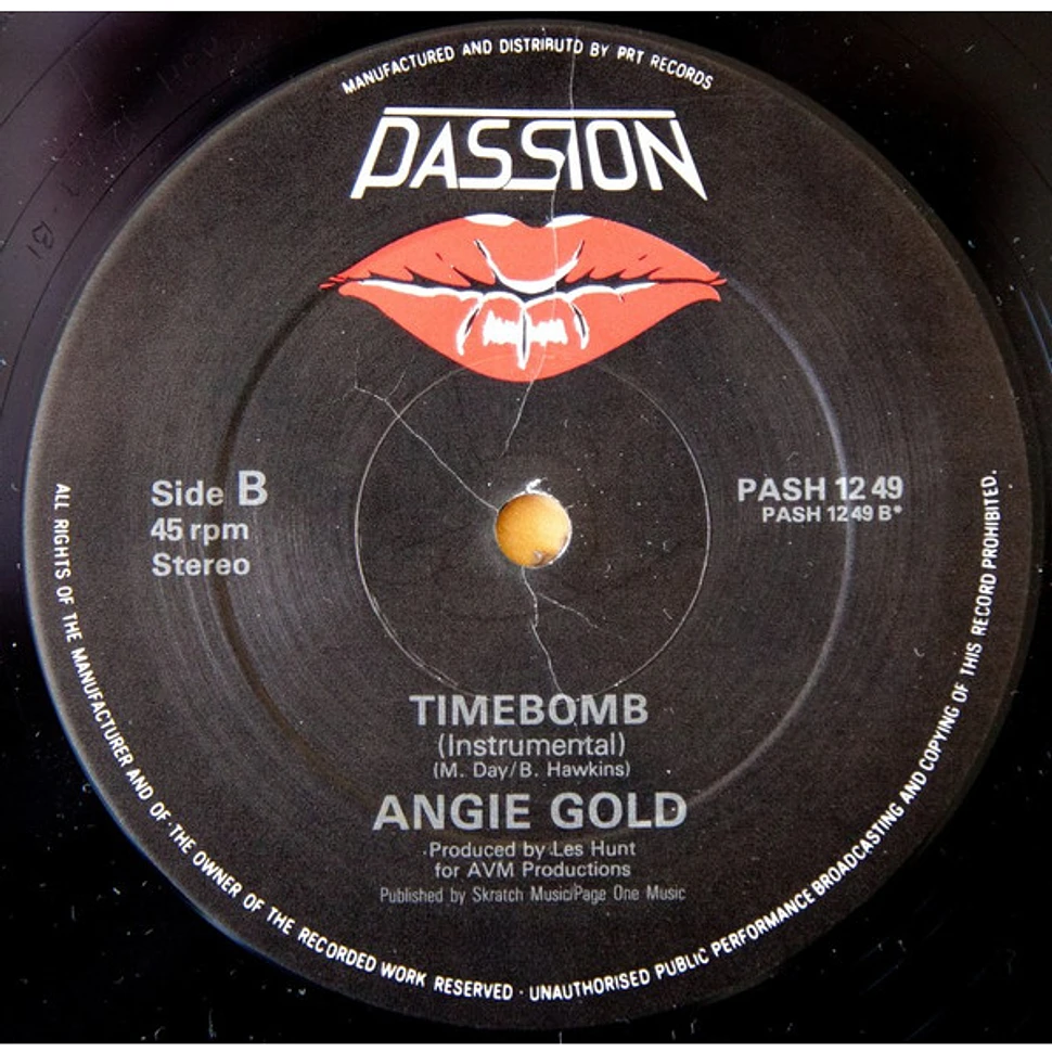 Angie Gold - Timebomb