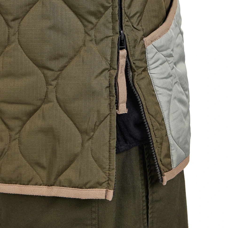 TAION - Military W-Zip V Neck Down Vest