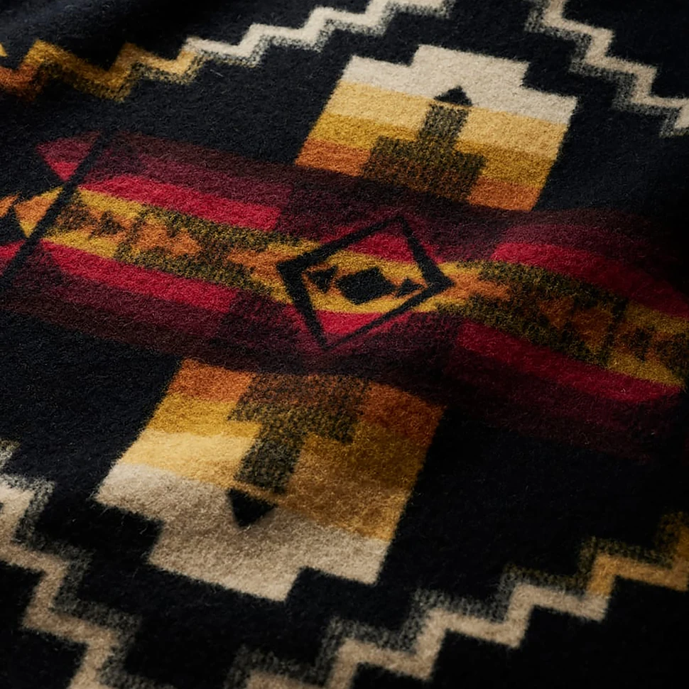 Pendleton - Jacquard Napped Robe