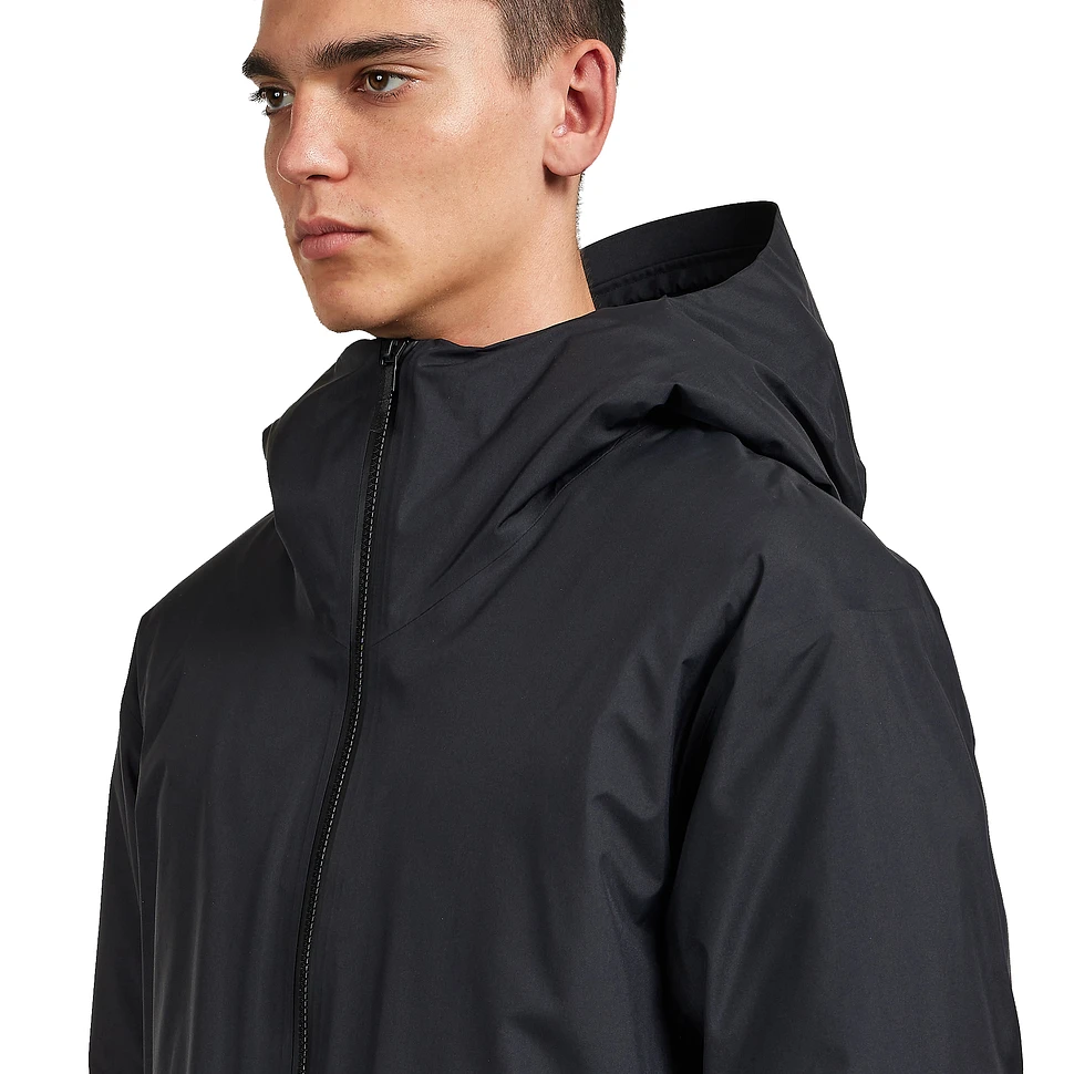 Veilance - Monitor Down Coat M