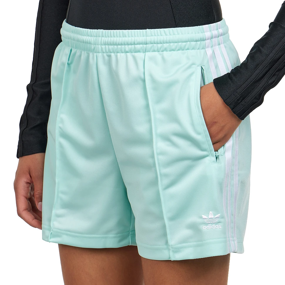 adidas - Firebird Shorts