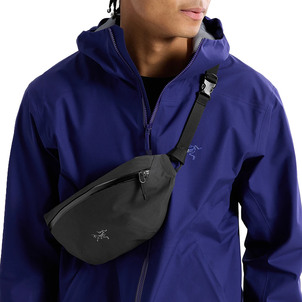 Arc'teryx - Granville Crossbody Bag (Black) | HHV